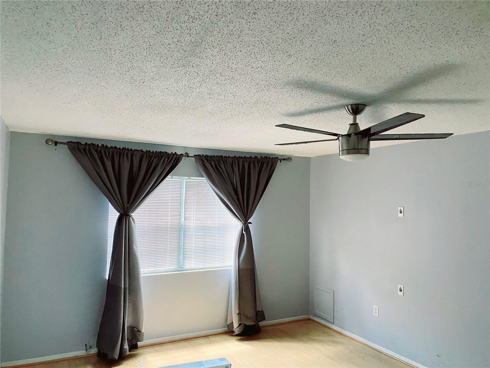 Image 5 of 27 For 1706 Belleair Forest Drive 146