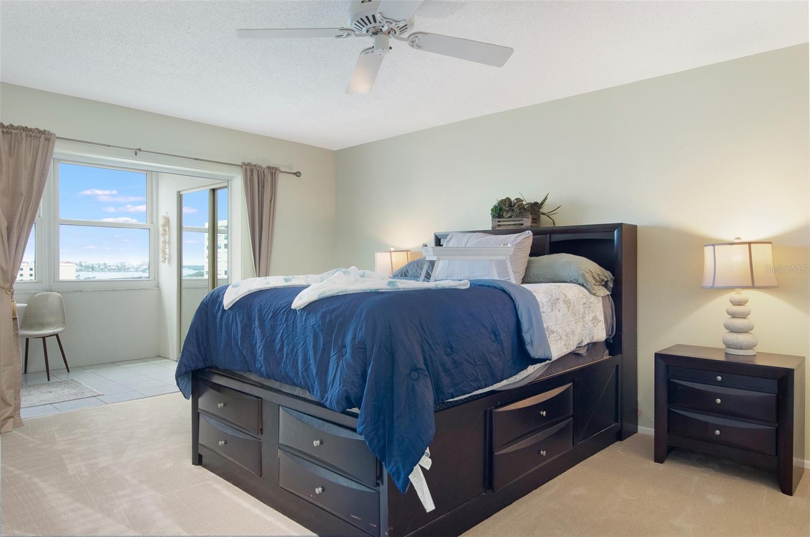 Image 15 of 47 For 4775 Cove Circle 803