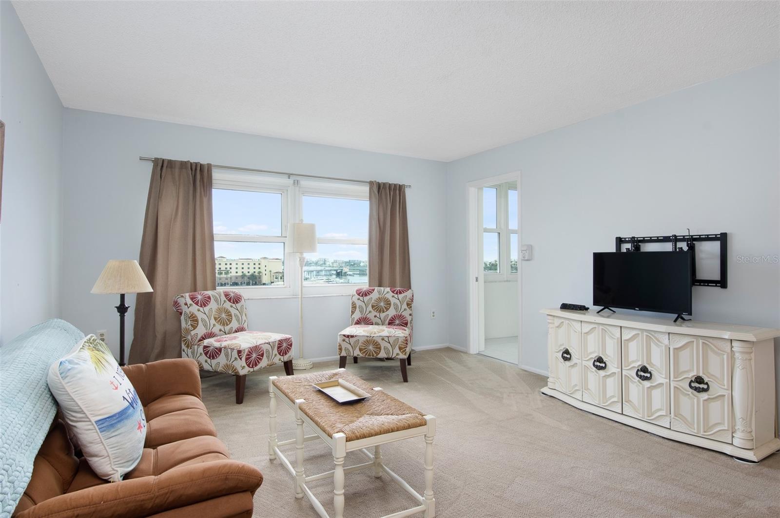 Image 8 of 47 For 4775 Cove Circle 803