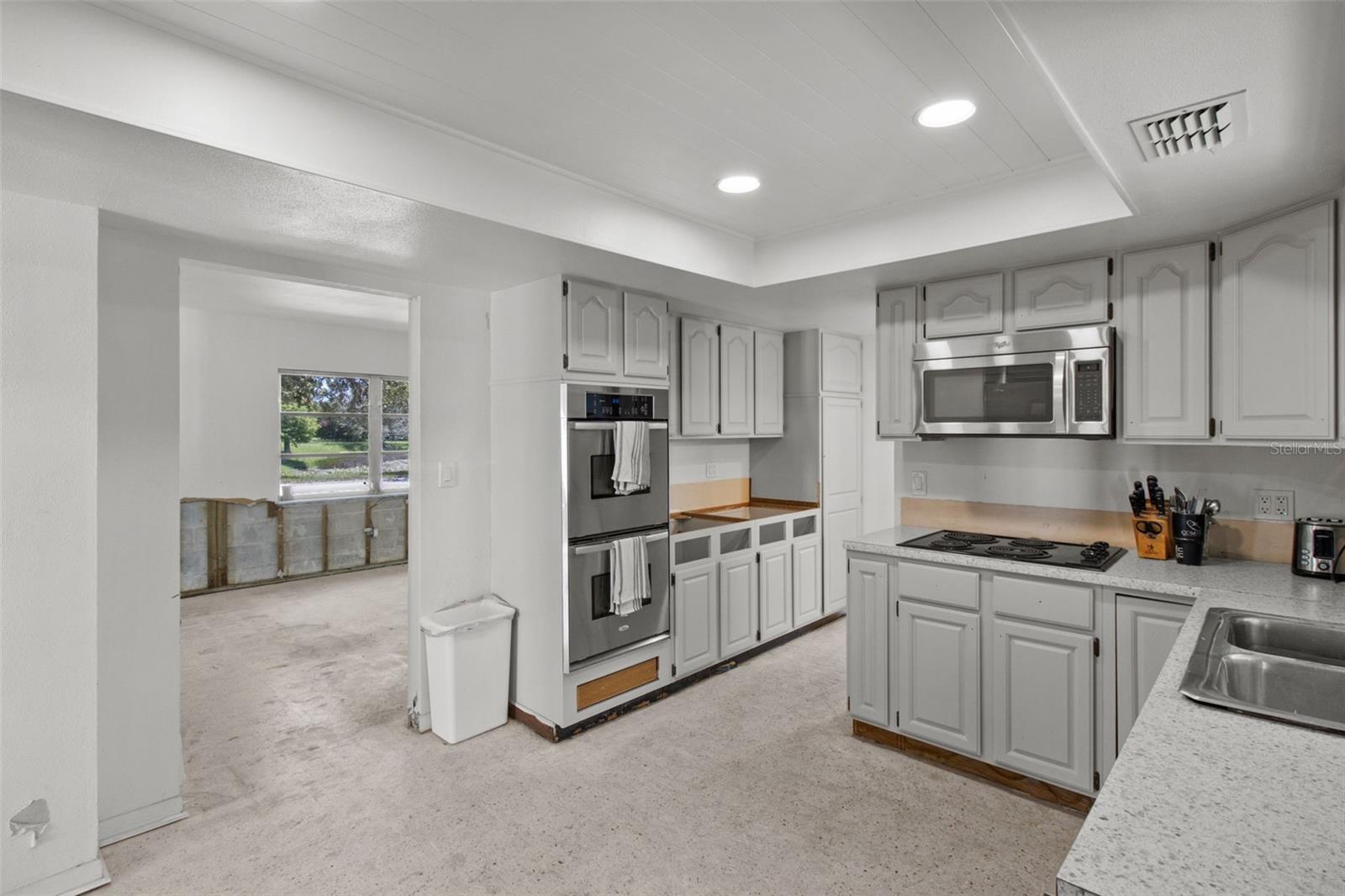 Image 11 of 52 For 6301 13th Avenue N