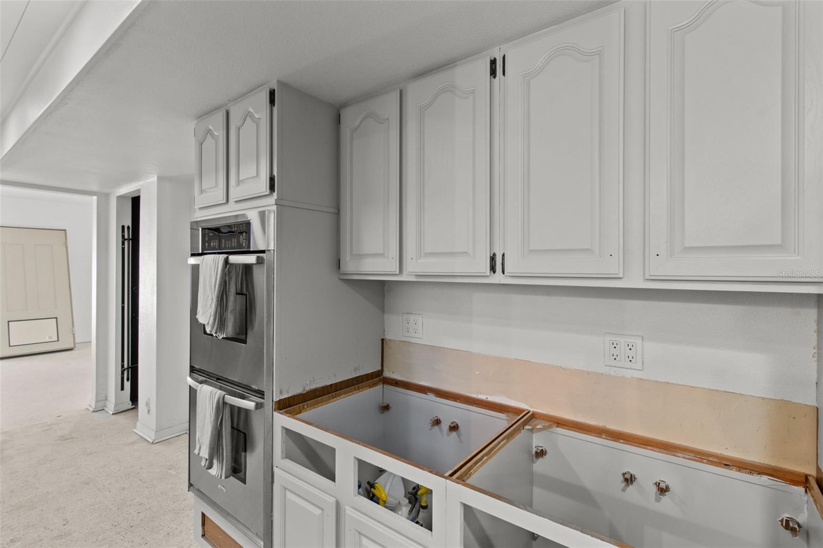 Image 13 of 52 For 6301 13th Avenue N