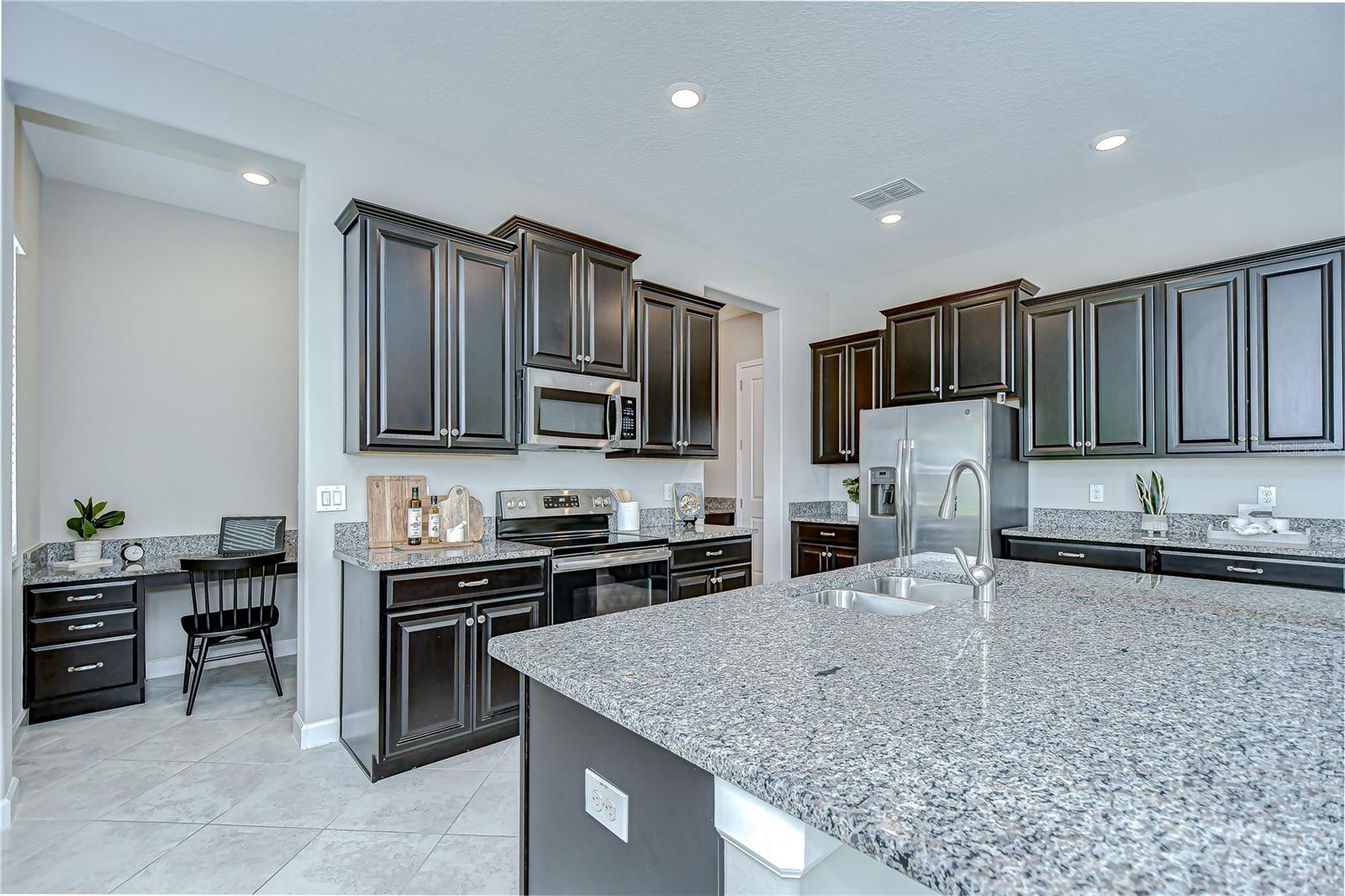 Image 25 of 70 For 2957 Hilliard Drive