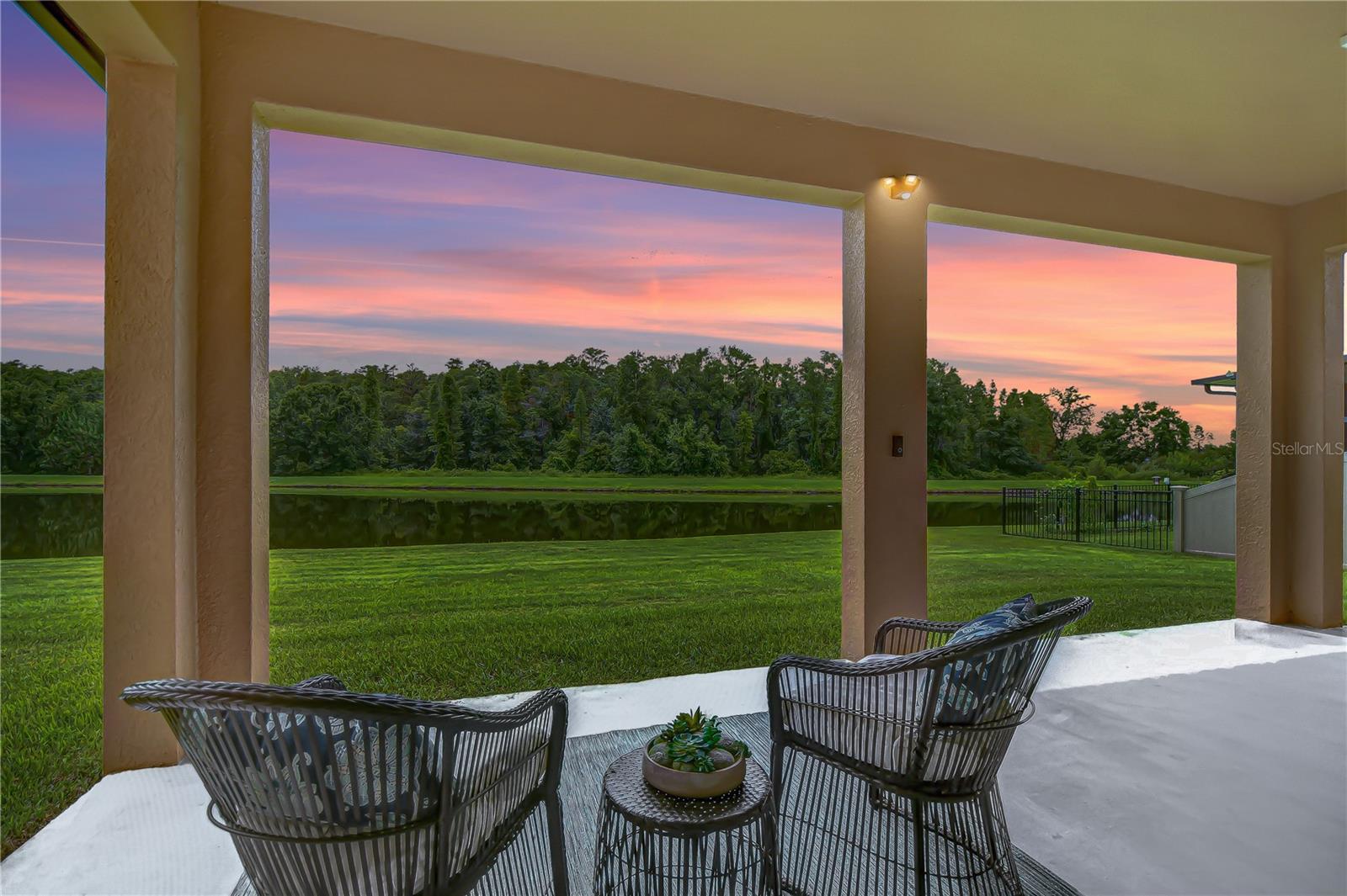 Image 4 of 70 For 2957 Hilliard Drive