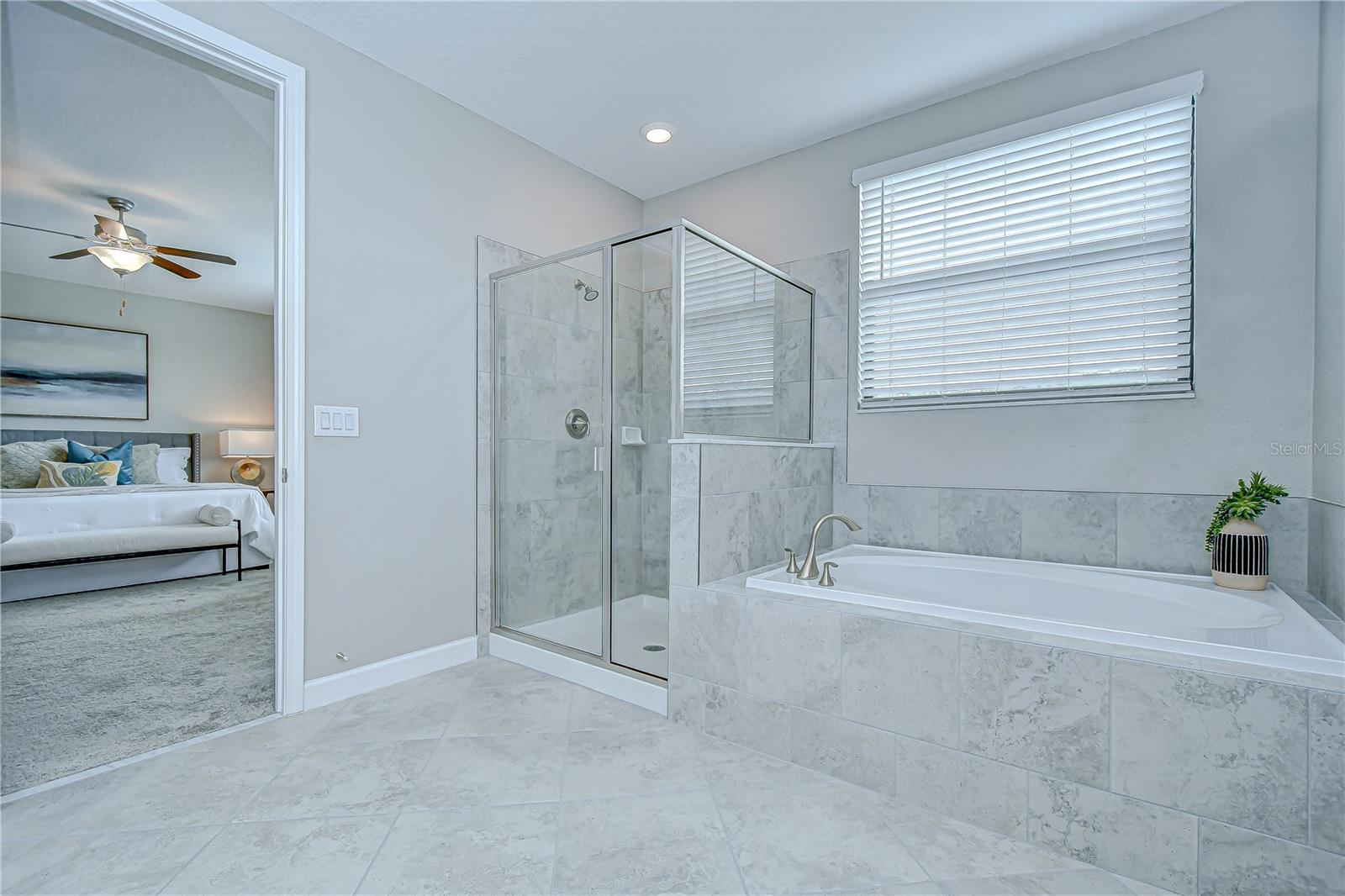 Image 41 of 70 For 2957 Hilliard Drive