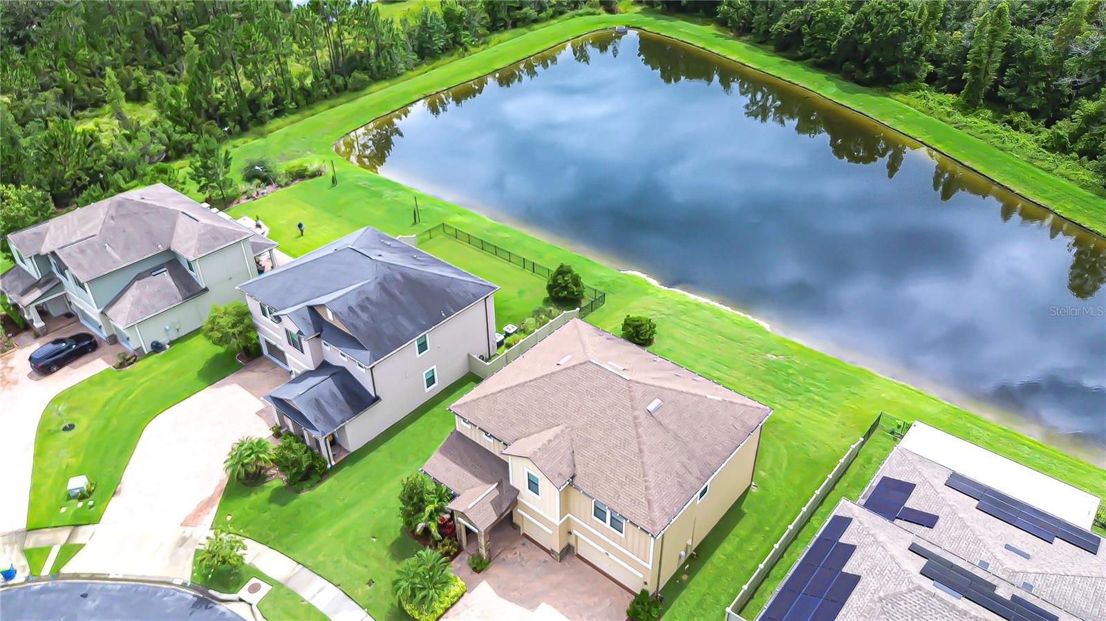 Image 6 of 70 For 2957 Hilliard Drive
