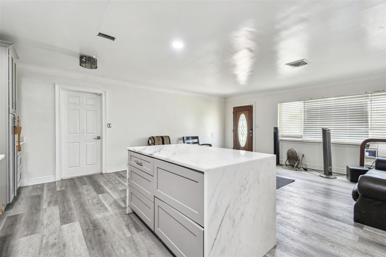 Image 11 of 46 For 3601 27th Avenue S