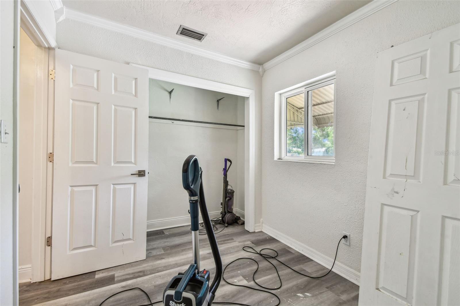 Image 30 of 46 For 3601 27th Avenue S