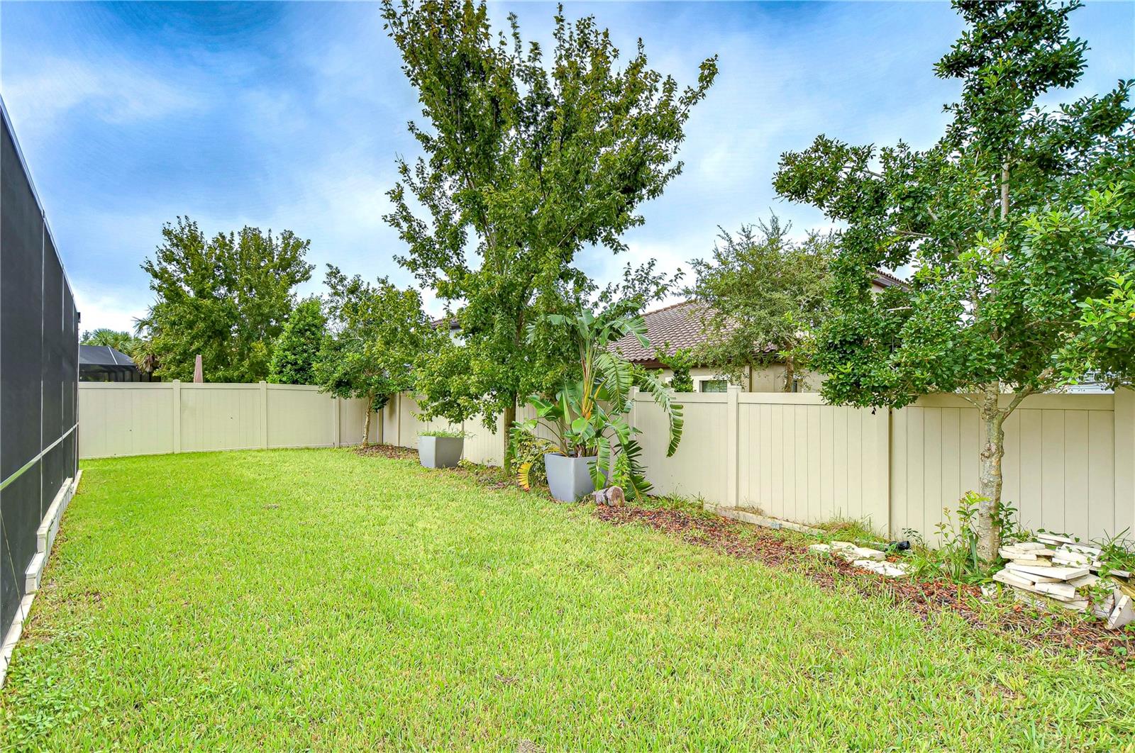 Image 71 of 75 For 13118 Payton Street