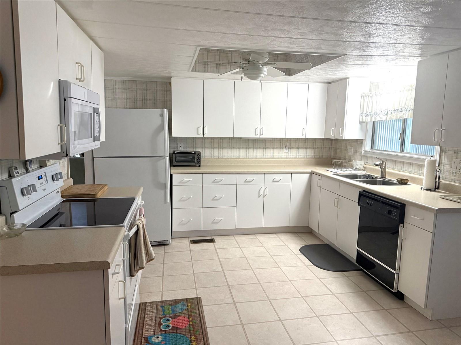 Image 6 of 24 For 12320 Conde Drive