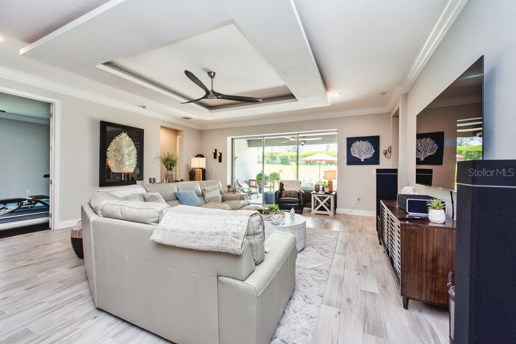 Image 5 of 44 For 4906 Los Robles Court