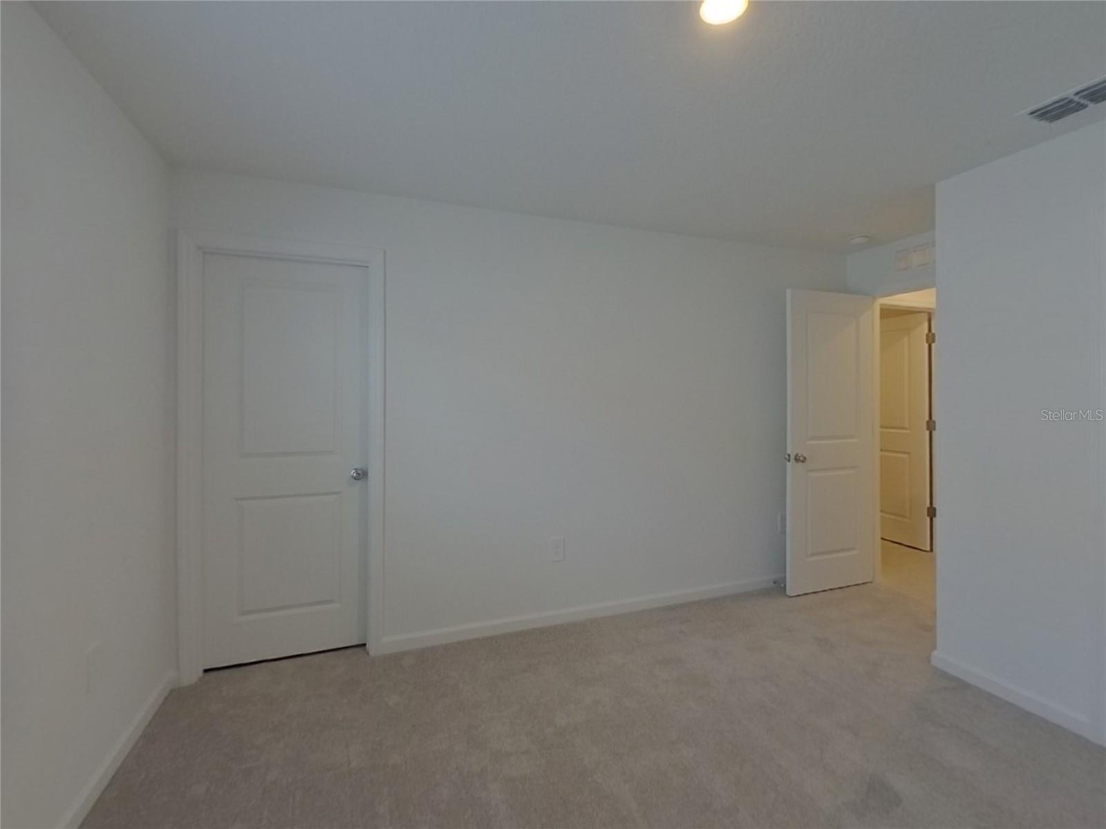 Image 8 of 18 For 4682 Yellow Elder Way