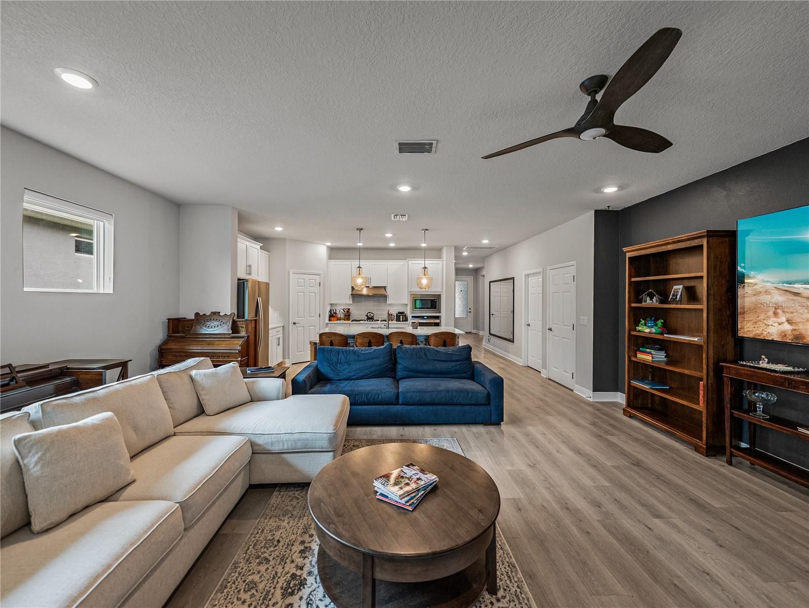 Image 23 of 88 For 8119 Trimbelle Terrace