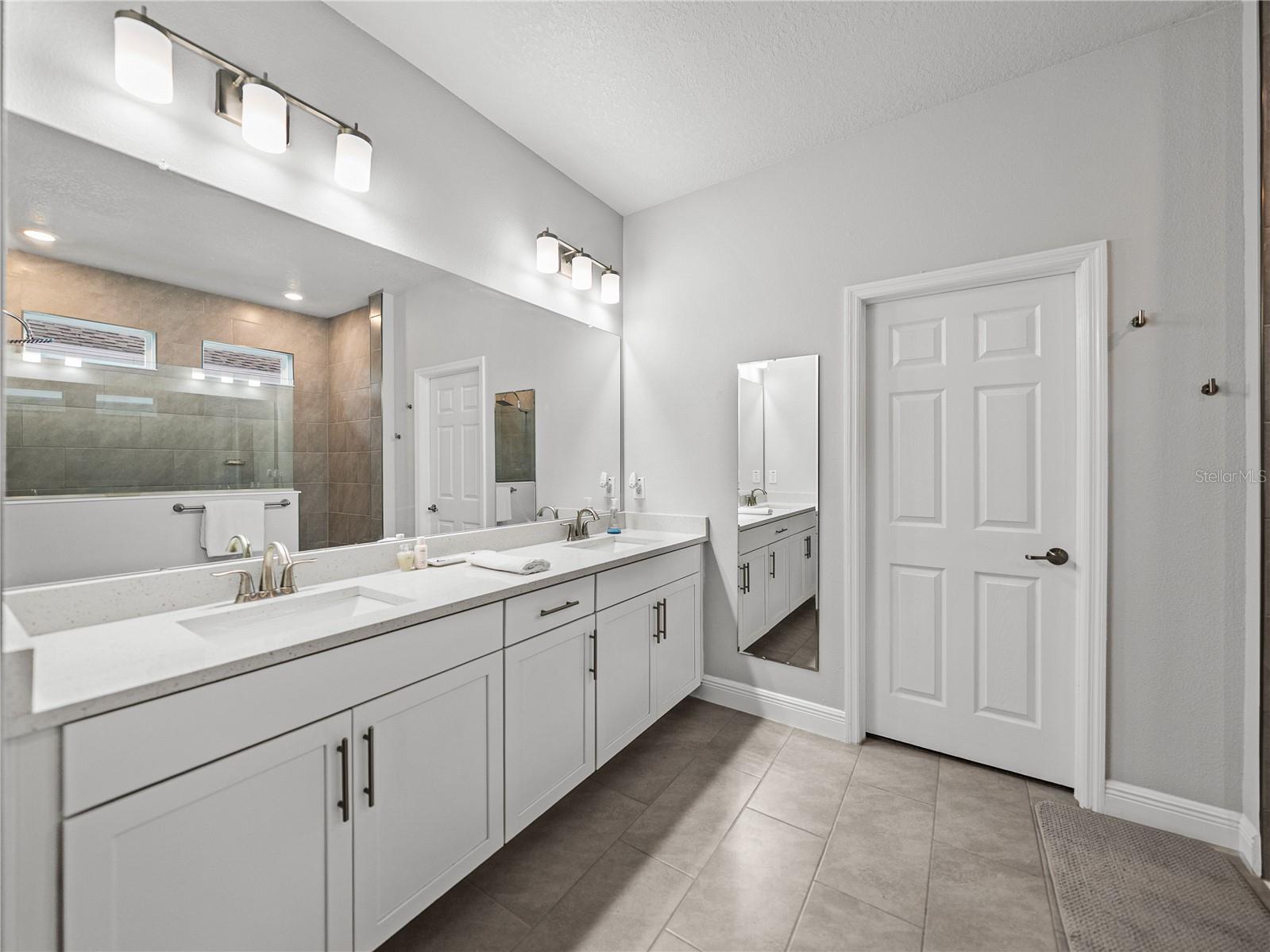 Image 32 of 88 For 8119 Trimbelle Terrace