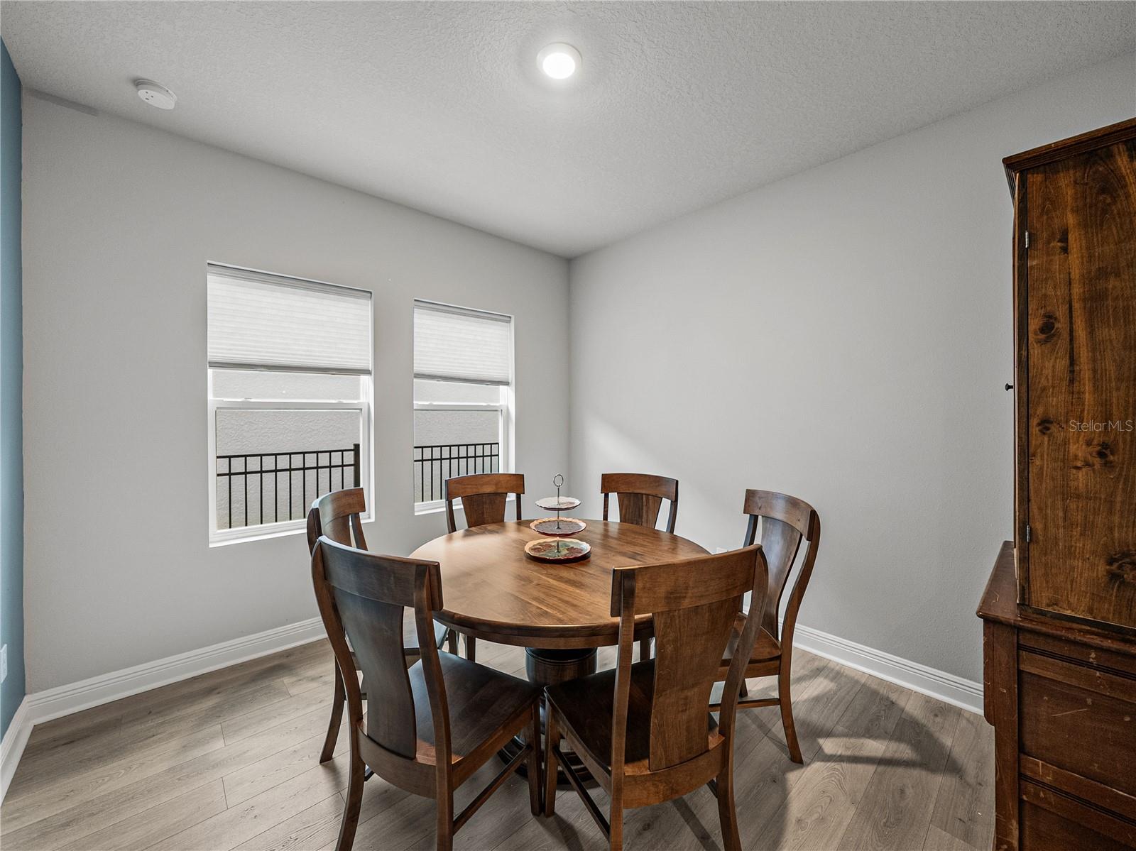 Image 6 of 88 For 8119 Trimbelle Terrace