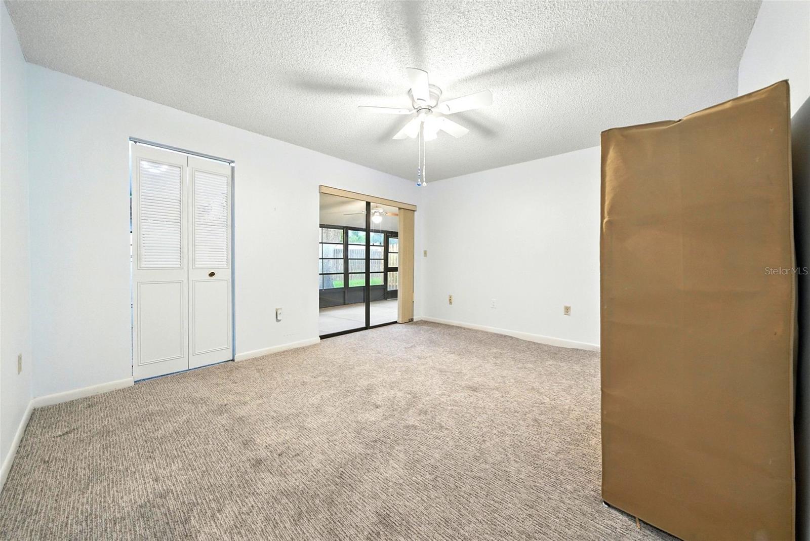 Image 21 of 47 For 1725 Pine Ridge Way E #e