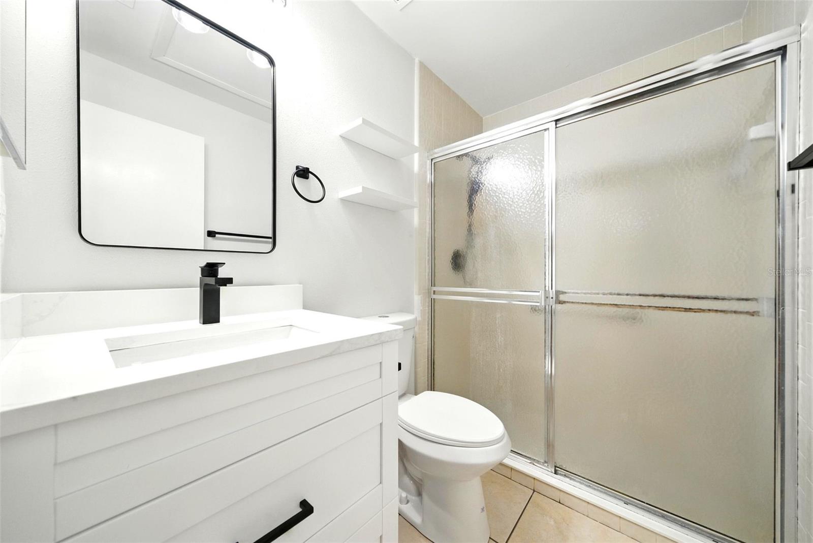 Image 22 of 47 For 1725 Pine Ridge Way E #e