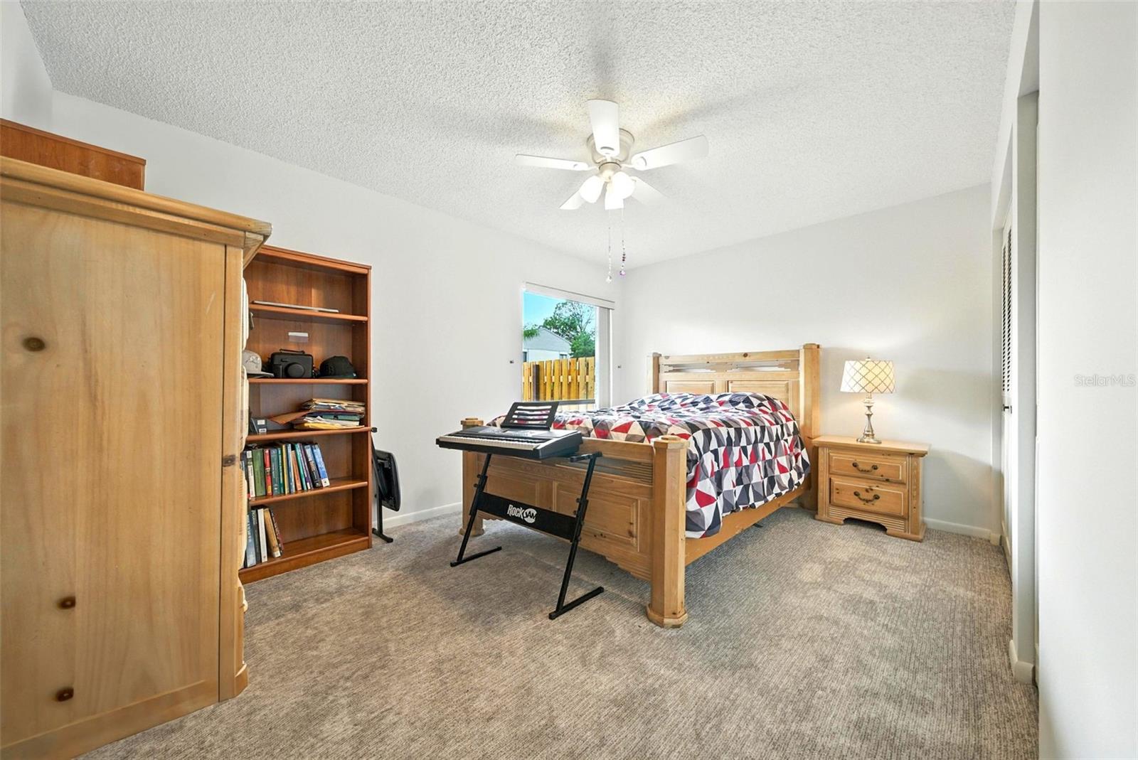 Image 24 of 47 For 1725 Pine Ridge Way E #e