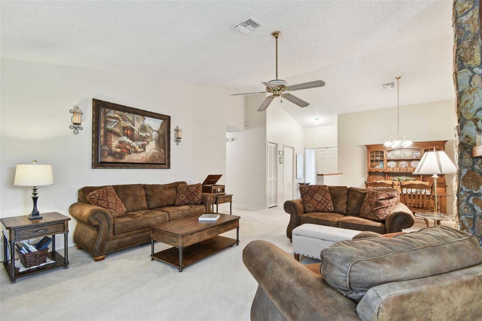 Image 13 of 54 For 2868 Denmarsh Court