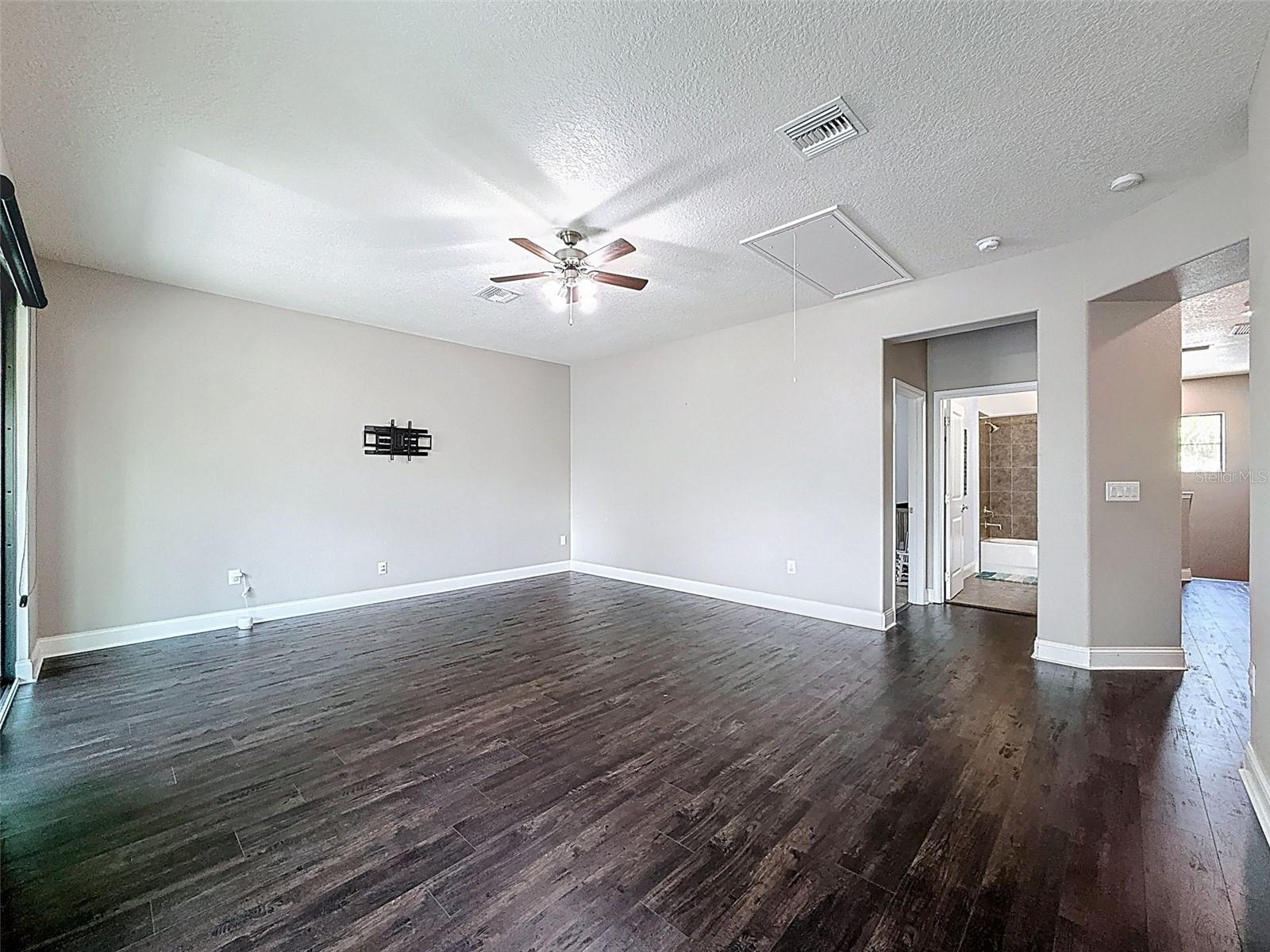 Image 40 of 80 For 9808 Milano Drive