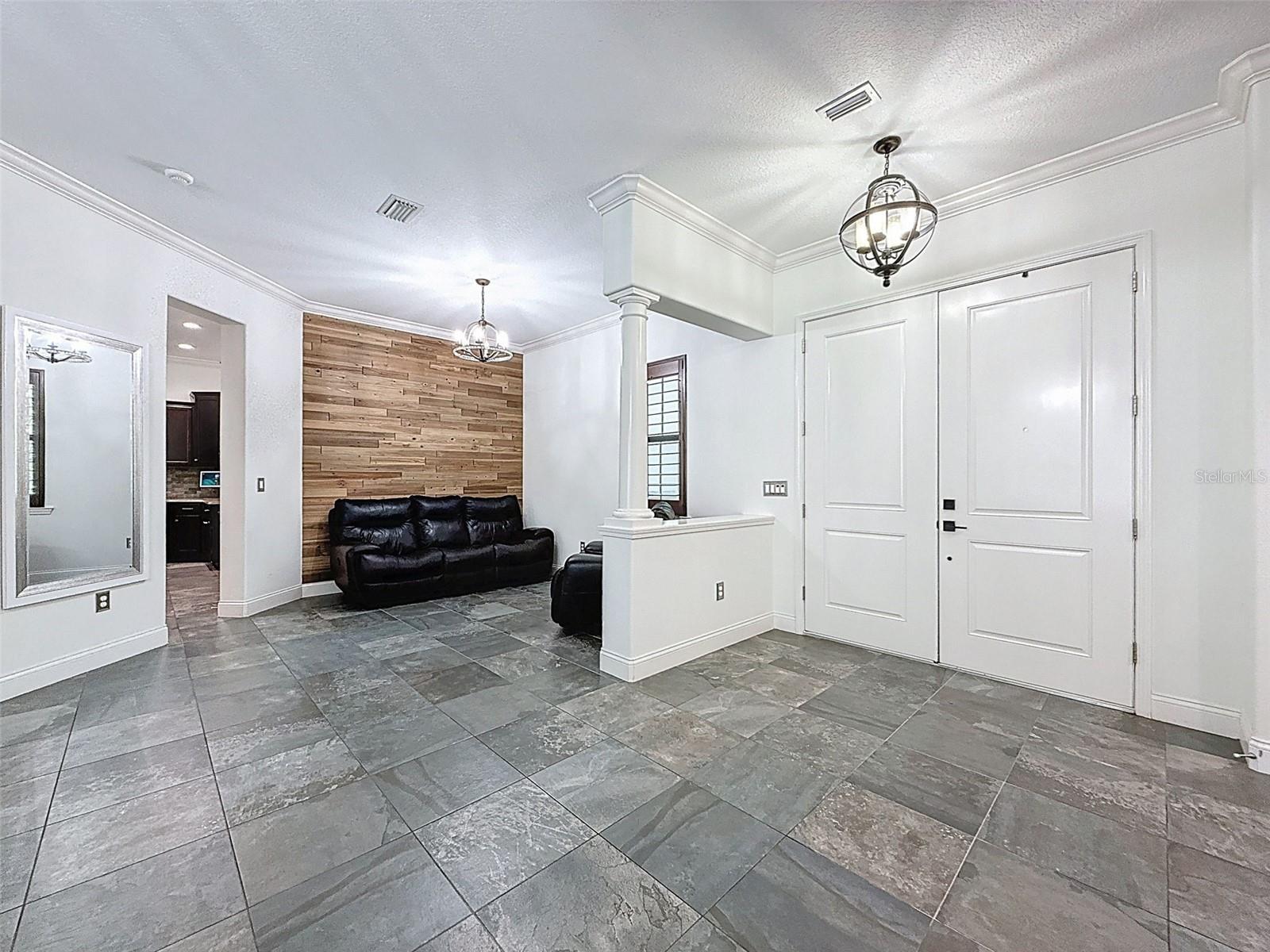 Image 7 of 80 For 9808 Milano Drive