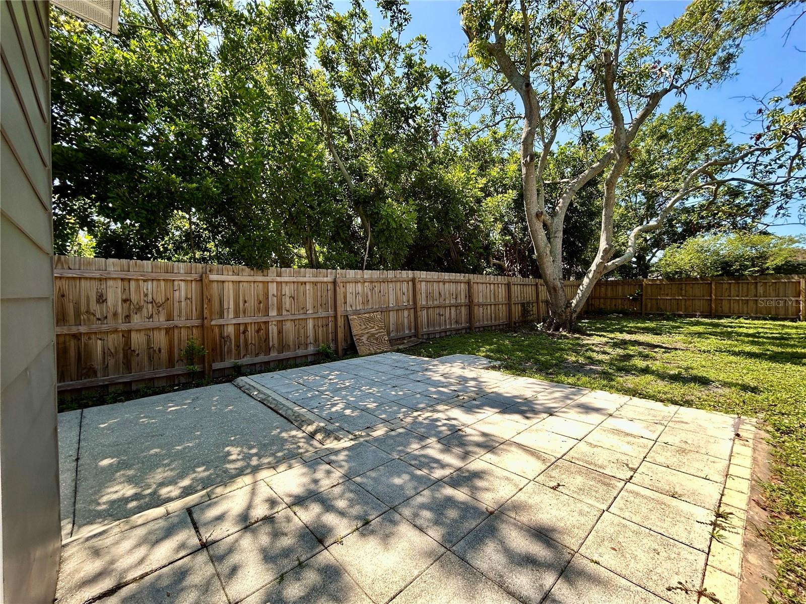 Image 32 of 40 For 3018 11th Avenue N