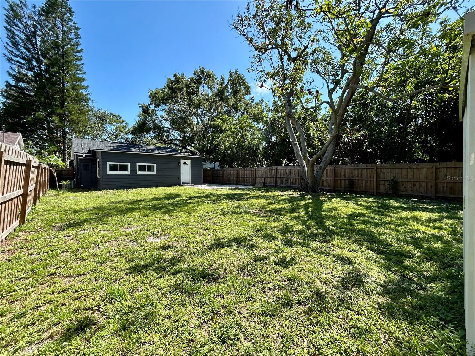 Image 36 of 40 For 3018 11th Avenue N