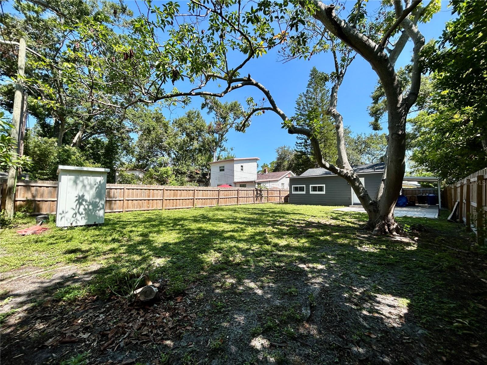 Image 38 of 40 For 3018 11th Avenue N