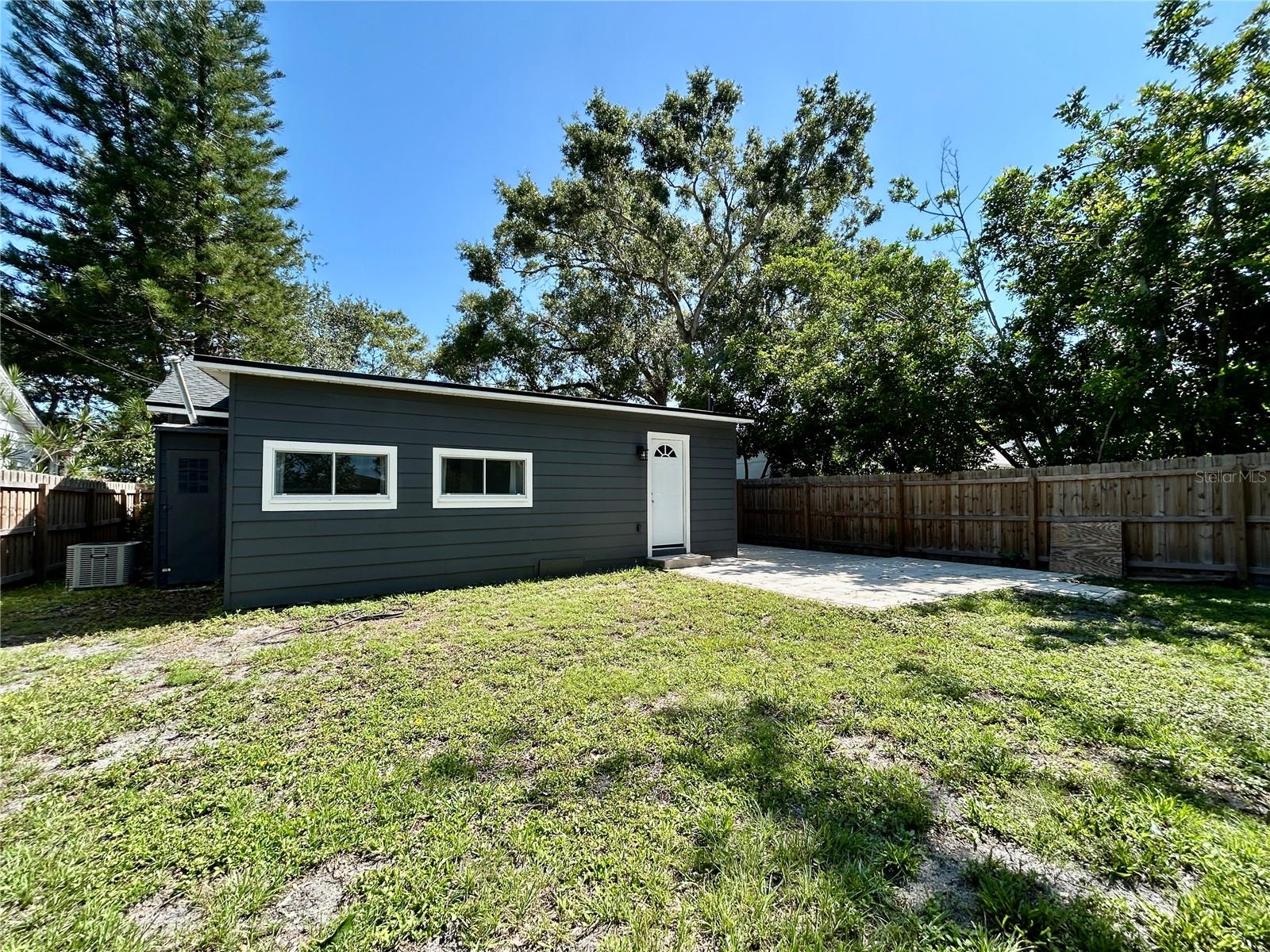Image 39 of 40 For 3018 11th Avenue N