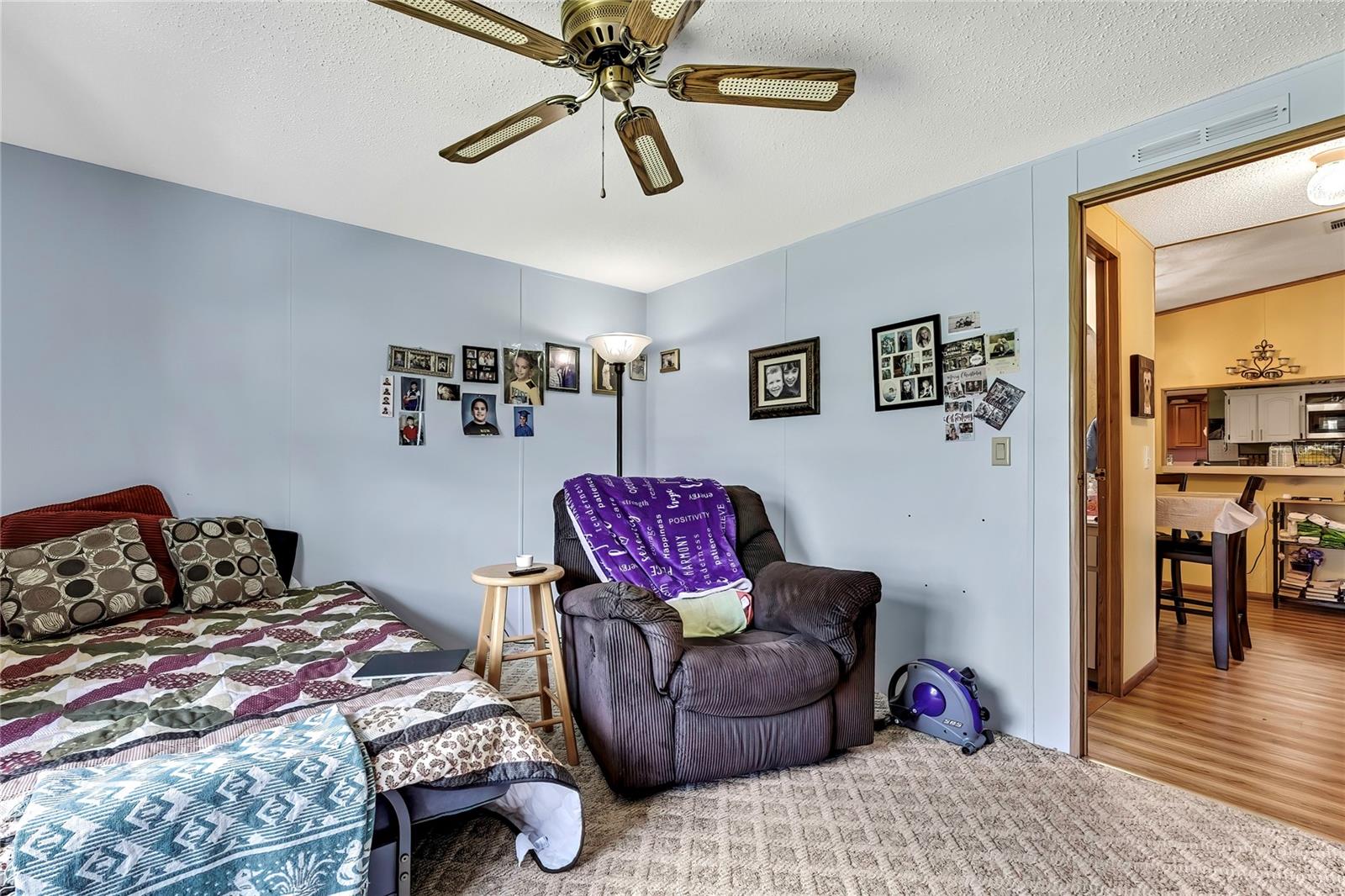 Listing photo id 18 for 14512 Dehaven Avenue