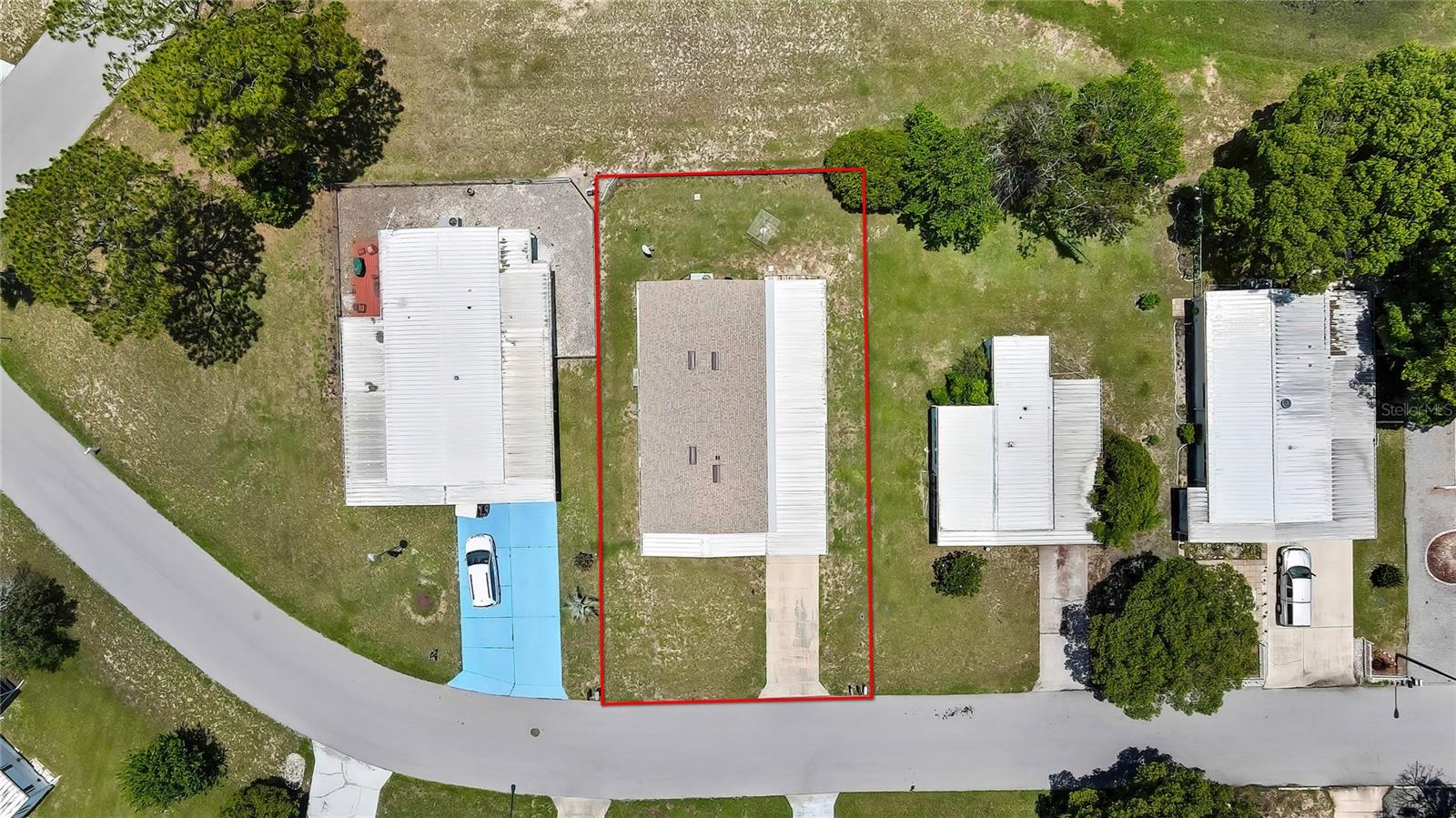 Listing photo id 25 for 14512 Dehaven Avenue