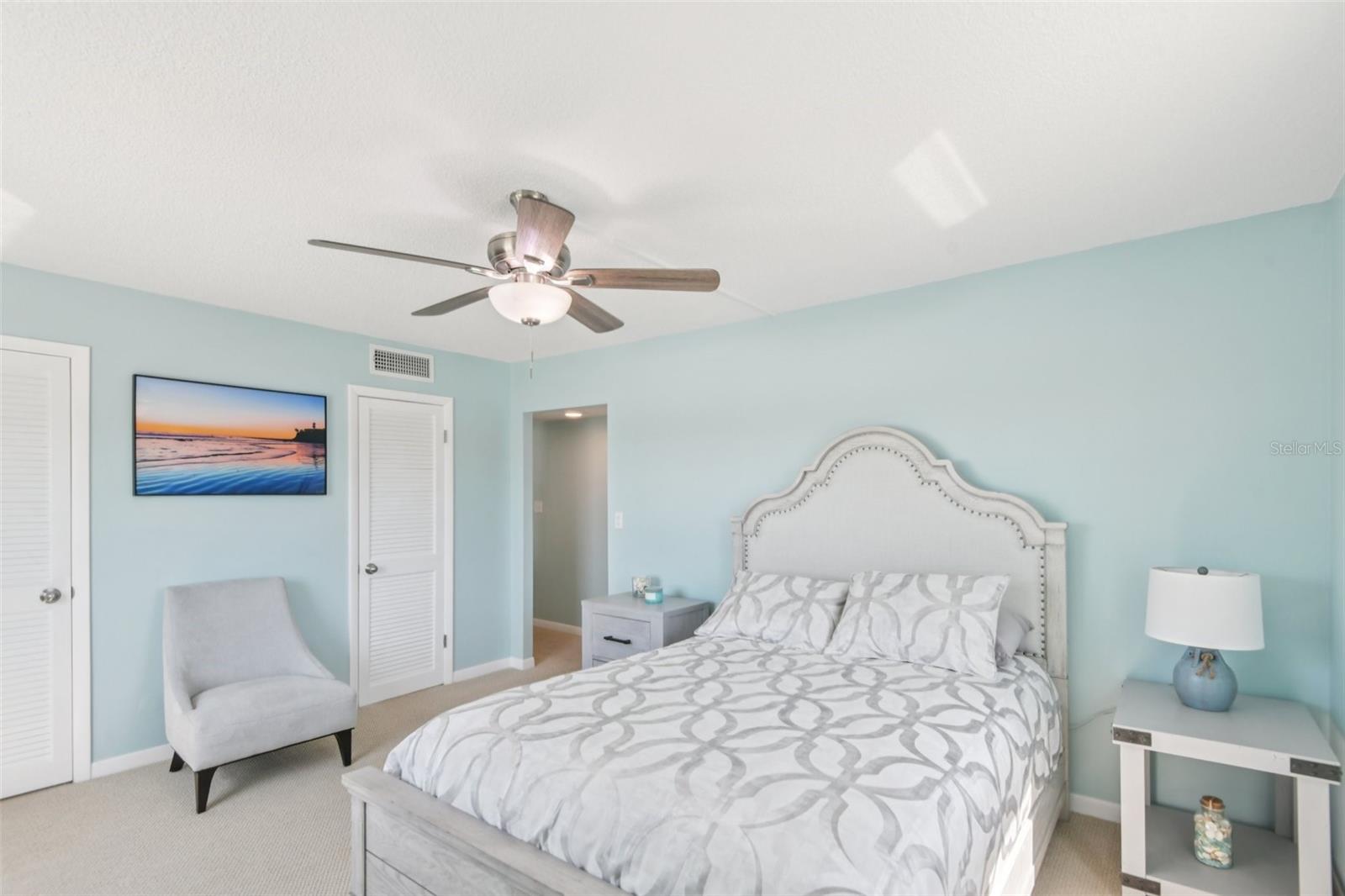 Image 11 of 27 For 400 64th Avenue 202