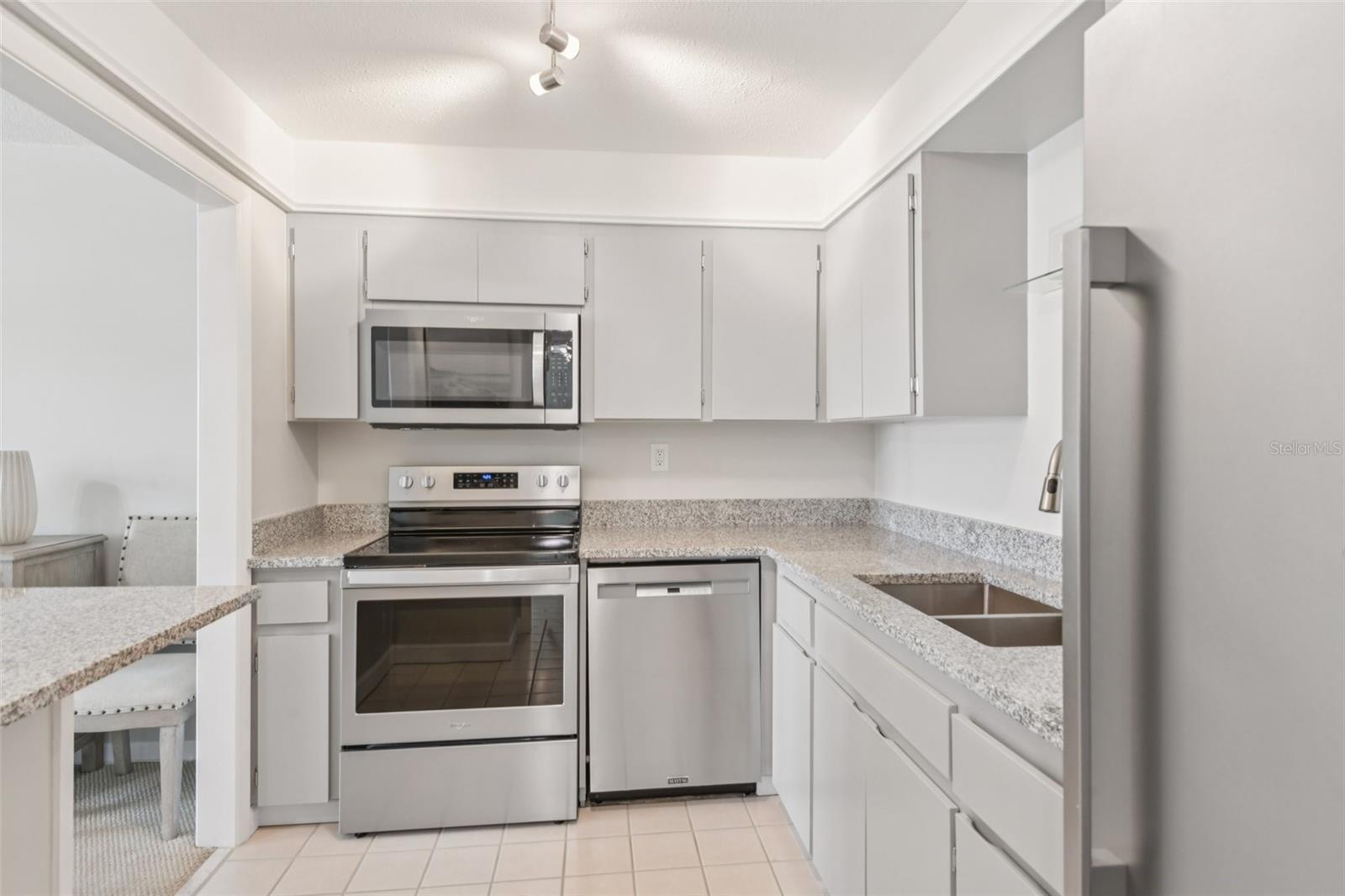 Image 4 of 27 For 400 64th Avenue 202