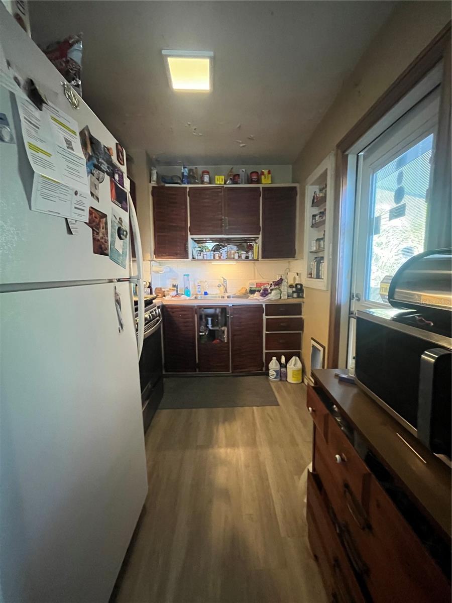 Image 2 of 10 For 1420 36th Avenue N