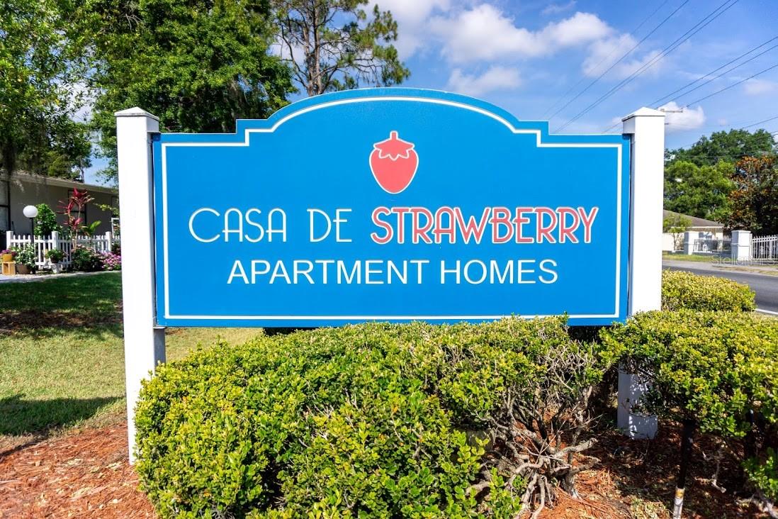 Image 5 of 28 For 1400 Strawberry Place 46