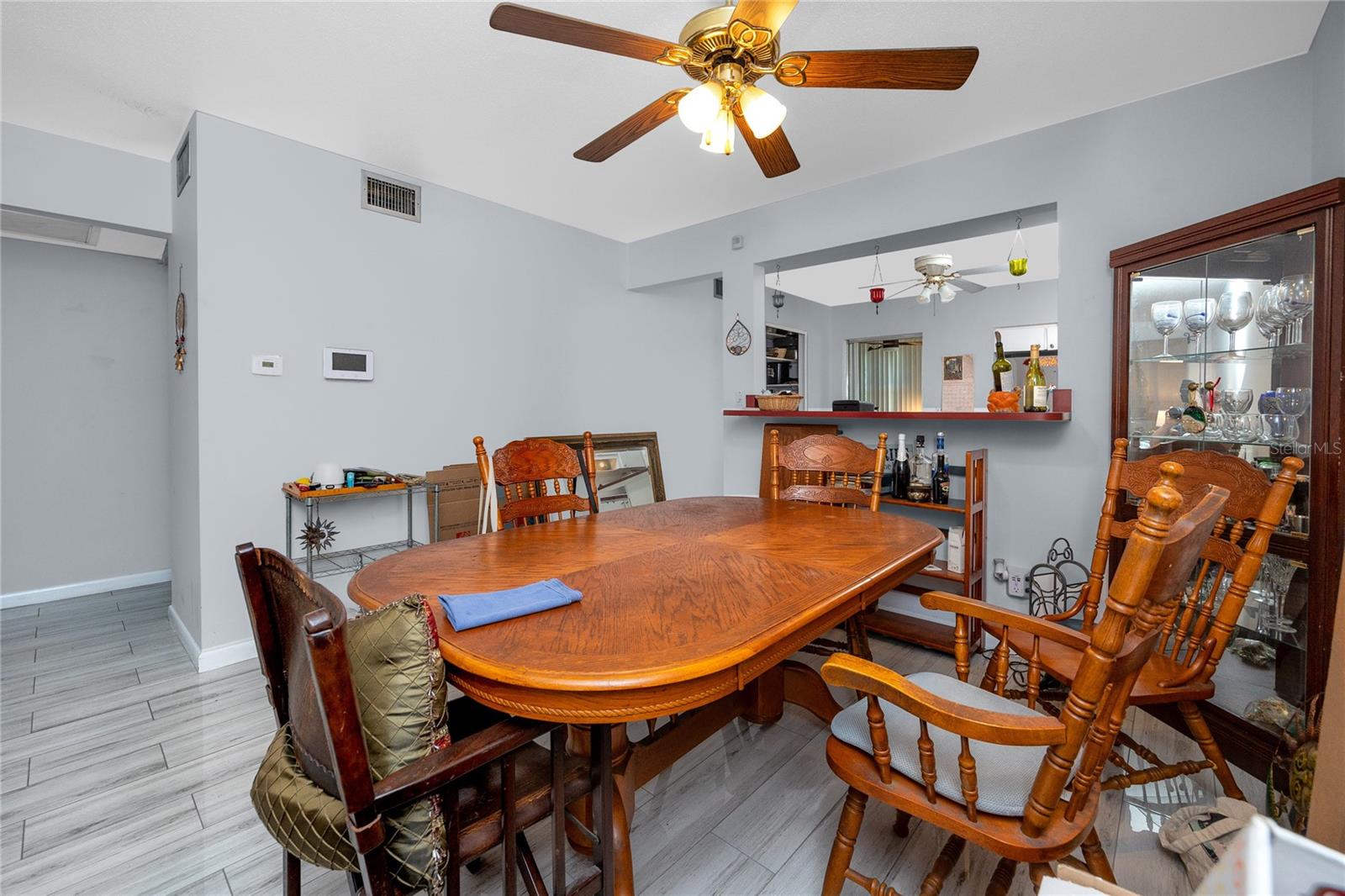 Image 14 of 54 For 211 Pasadena Avenue N 109