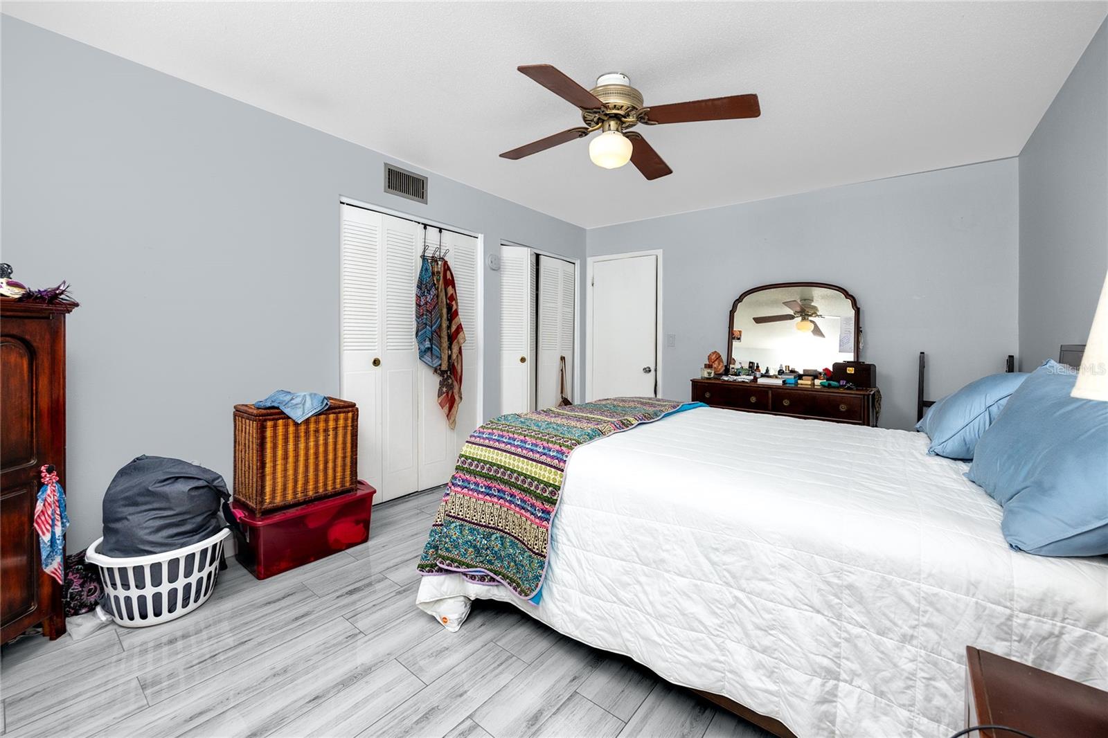 Image 30 of 54 For 211 Pasadena Avenue N 109