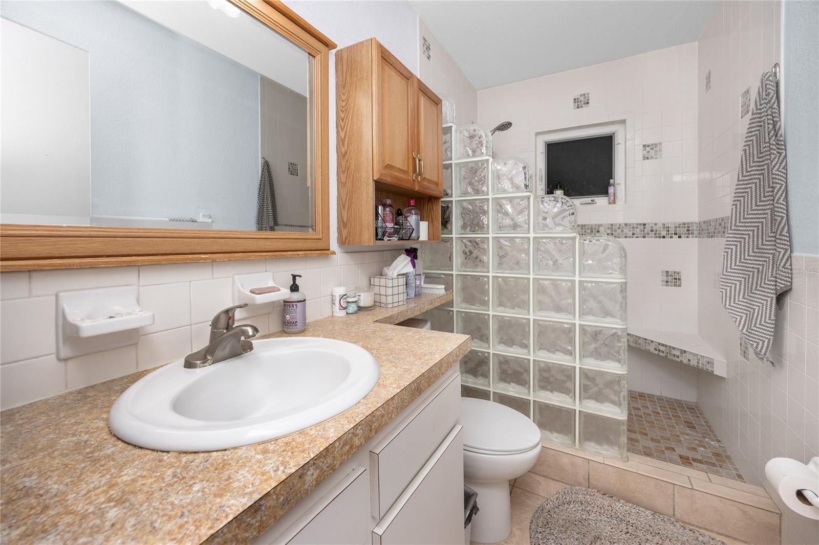 Image 34 of 54 For 211 Pasadena Avenue N 109