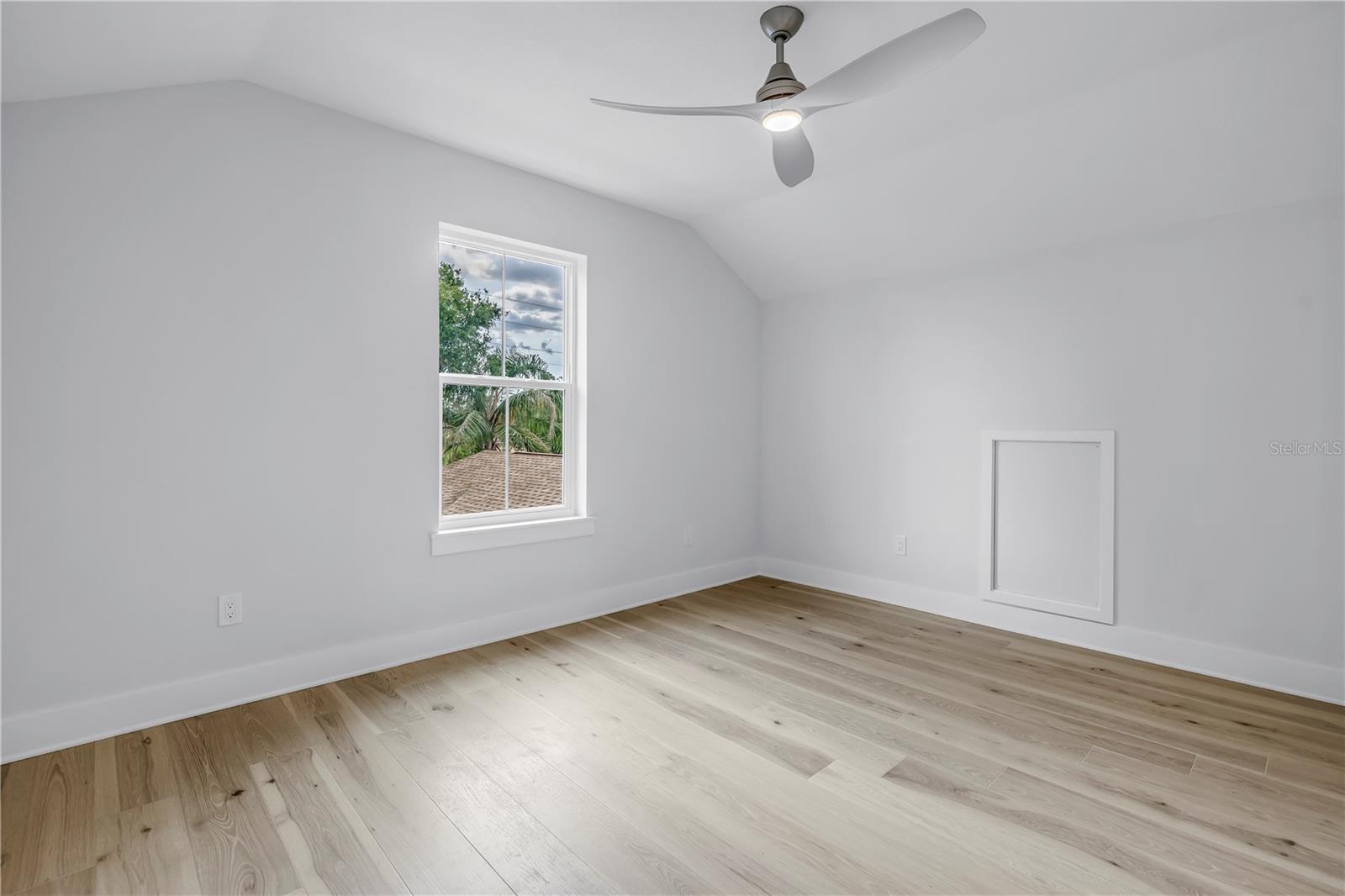 Image 30 of 43 For 5124 3rd Avenue N