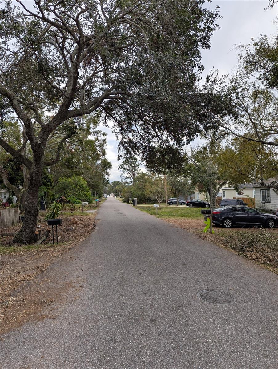 Image 21 of 23 For 6515 30th Street N