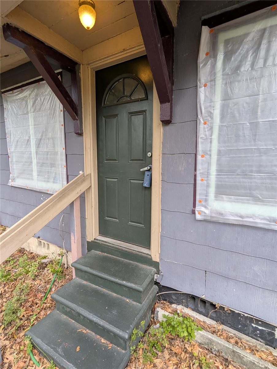 Image 3 of 23 For 6515 30th Street N