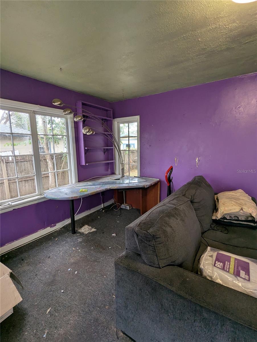 Image 5 of 23 For 6515 30th Street N