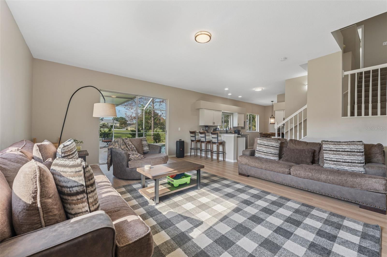 Listing photo id 18 for 13003 Carlington Lane