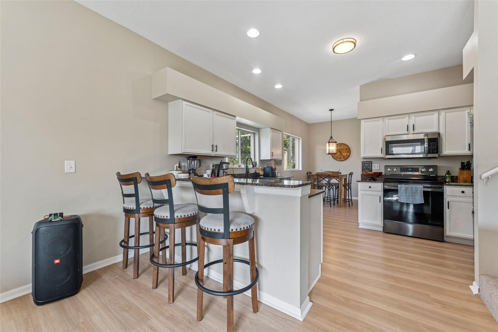 Listing photo id 20 for 13003 Carlington Lane