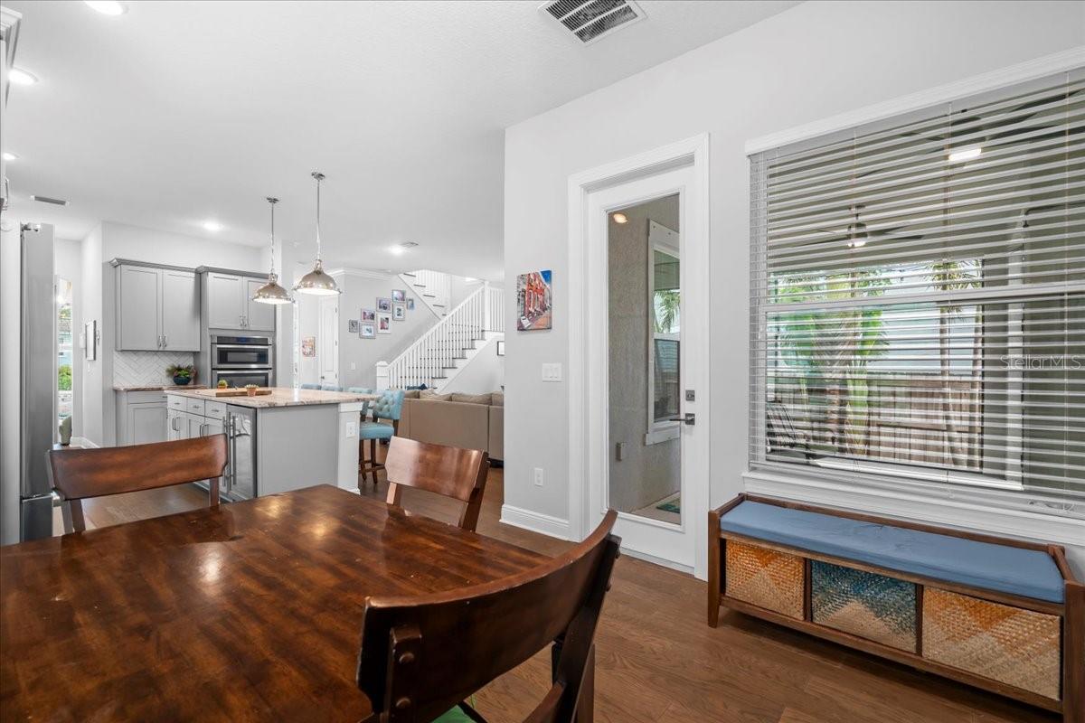 Image 20 of 59 For 627 32nd Avenue N