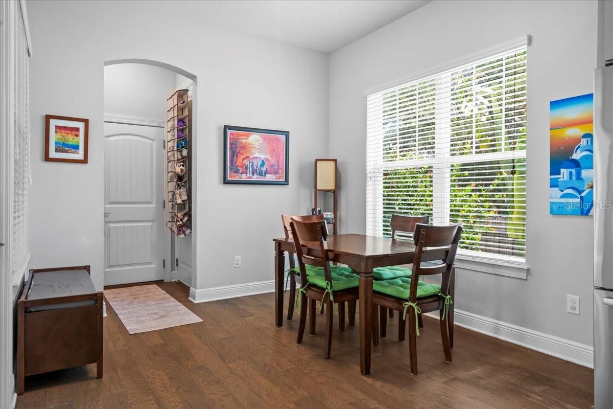 Image 23 of 59 For 627 32nd Avenue N
