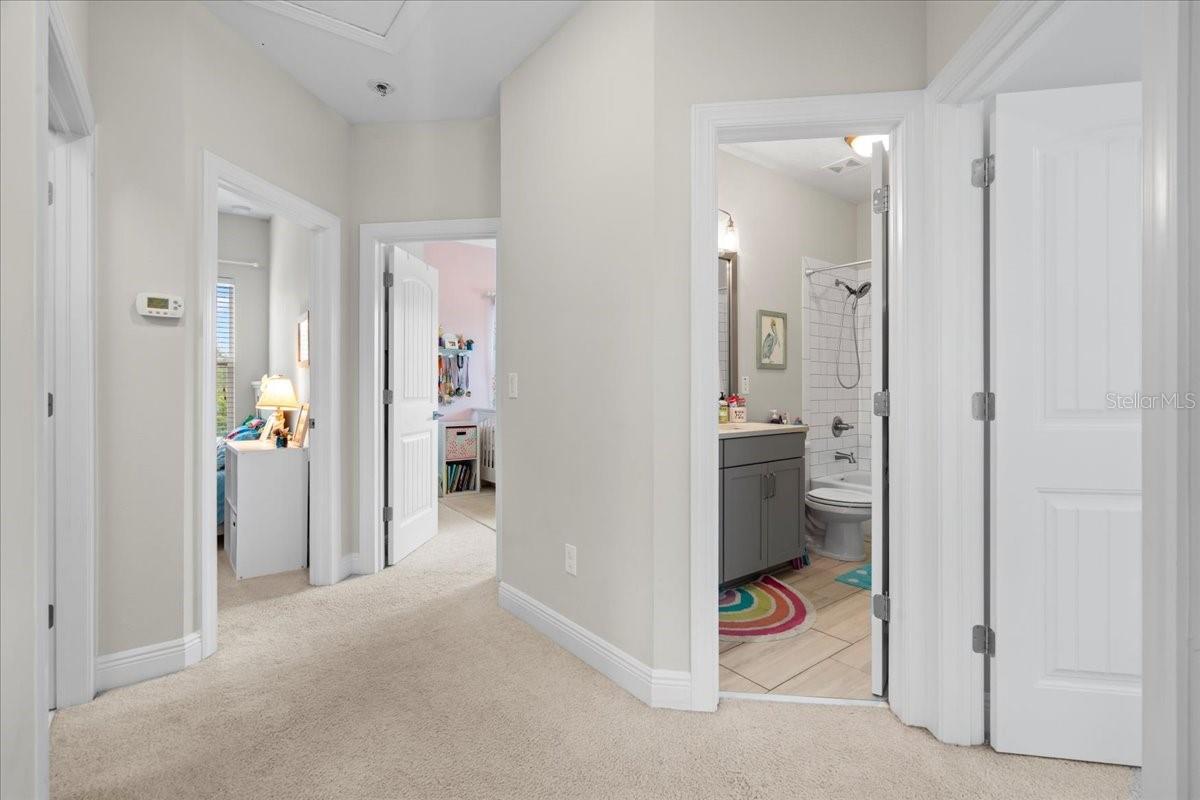 Image 39 of 59 For 627 32nd Avenue N