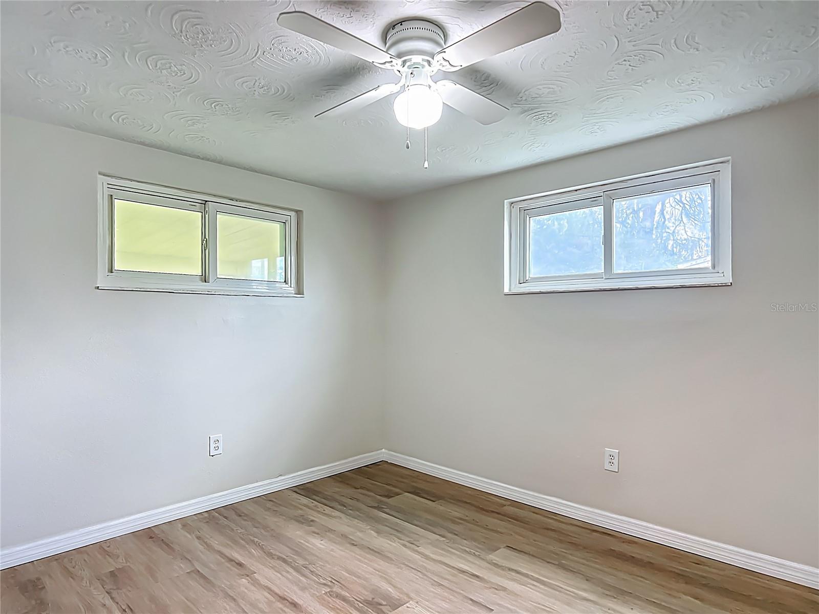 Listing photo id 22 for 6632 Sierra Terrace