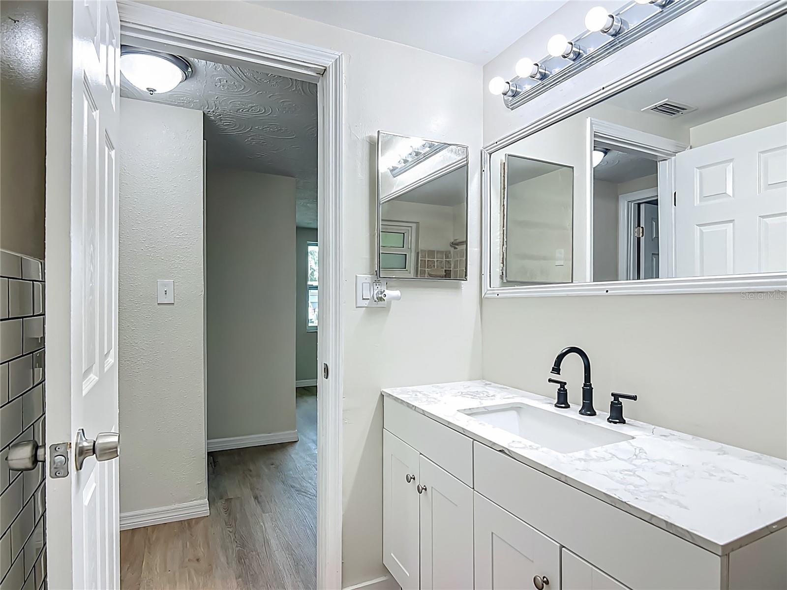 Listing photo id 24 for 6632 Sierra Terrace
