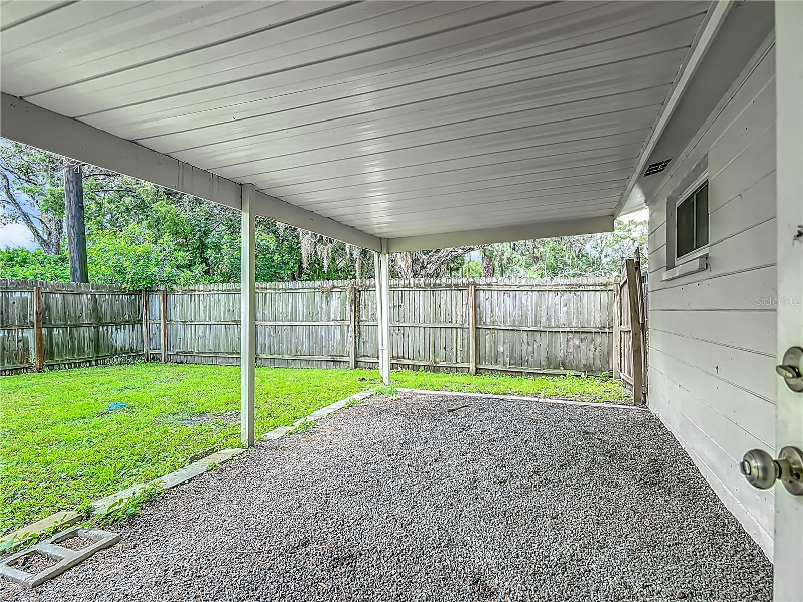 Listing photo id 27 for 6632 Sierra Terrace