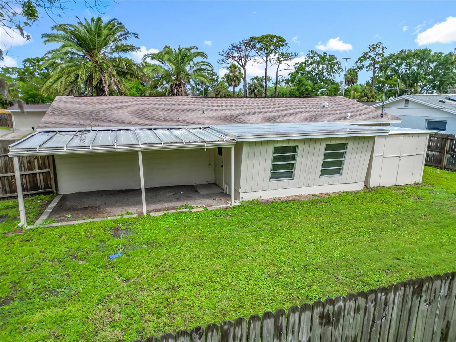 Listing photo id 32 for 6632 Sierra Terrace